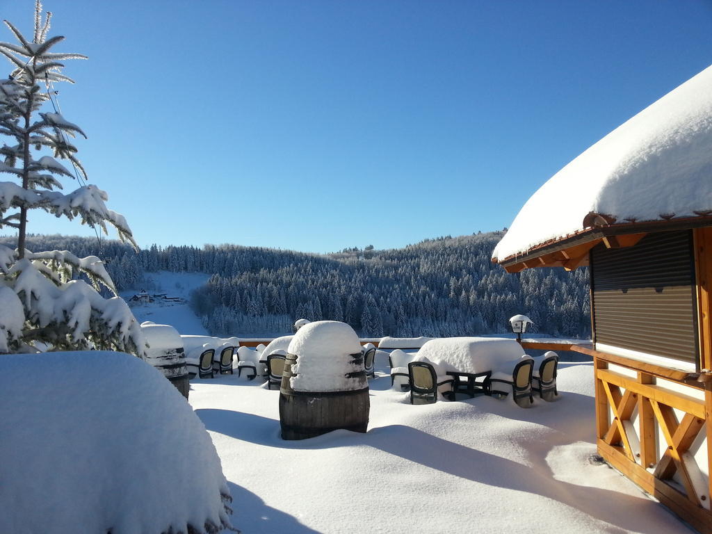 Hotel-Berggasthof Schwarzwaldperle Sasbachwalden Esterno foto