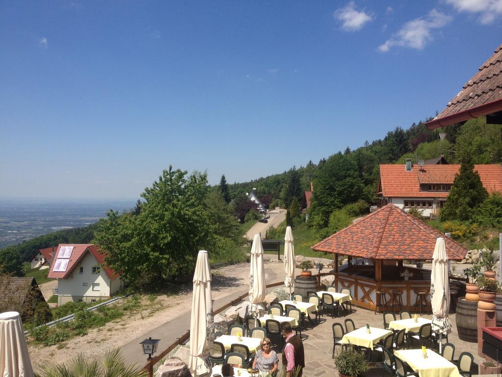Hotel-Berggasthof Schwarzwaldperle Sasbachwalden Esterno foto