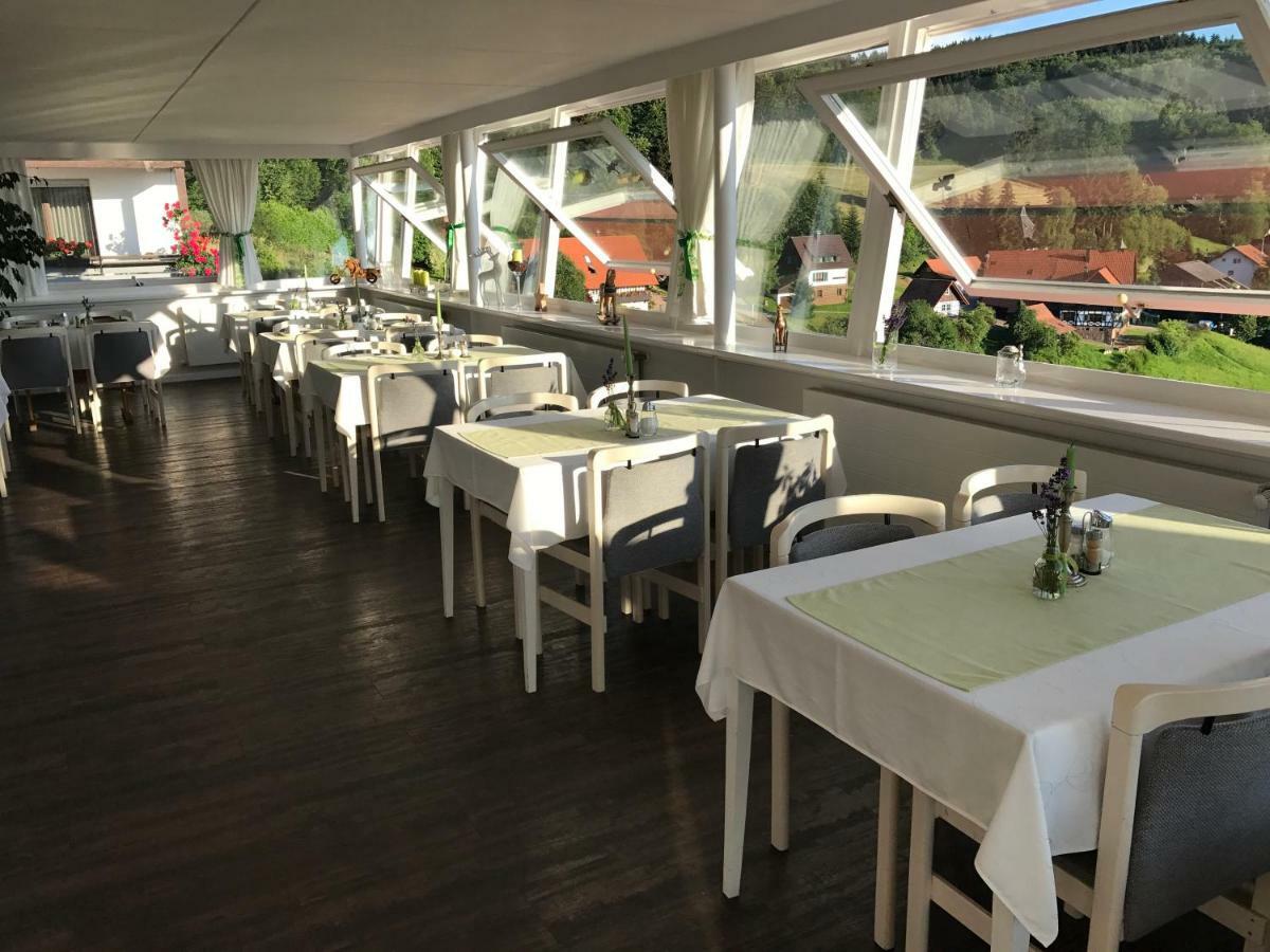 Hotel-Berggasthof Schwarzwaldperle Sasbachwalden Esterno foto