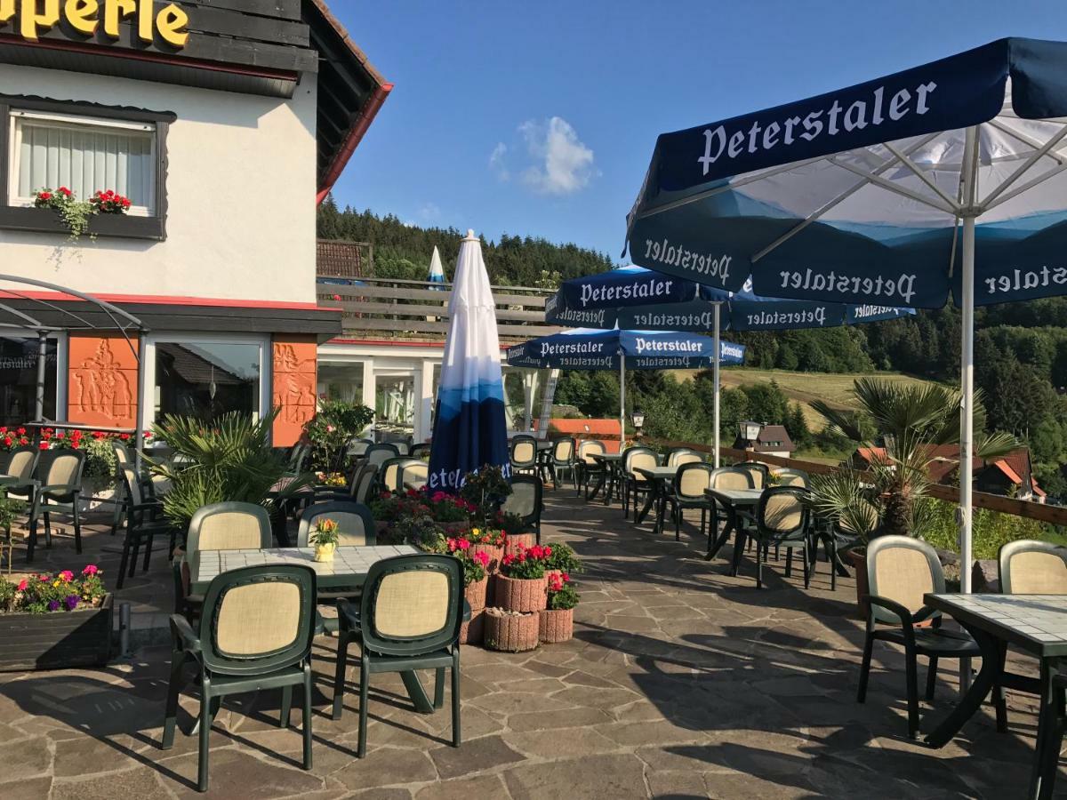 Hotel-Berggasthof Schwarzwaldperle Sasbachwalden Esterno foto